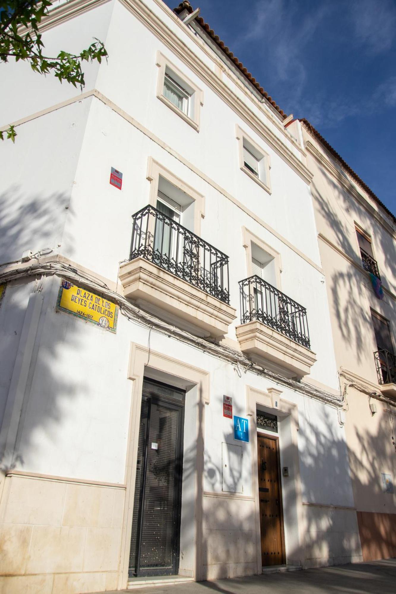 Alojamientos Puerta Palma Estudio Badajoz Exterior photo